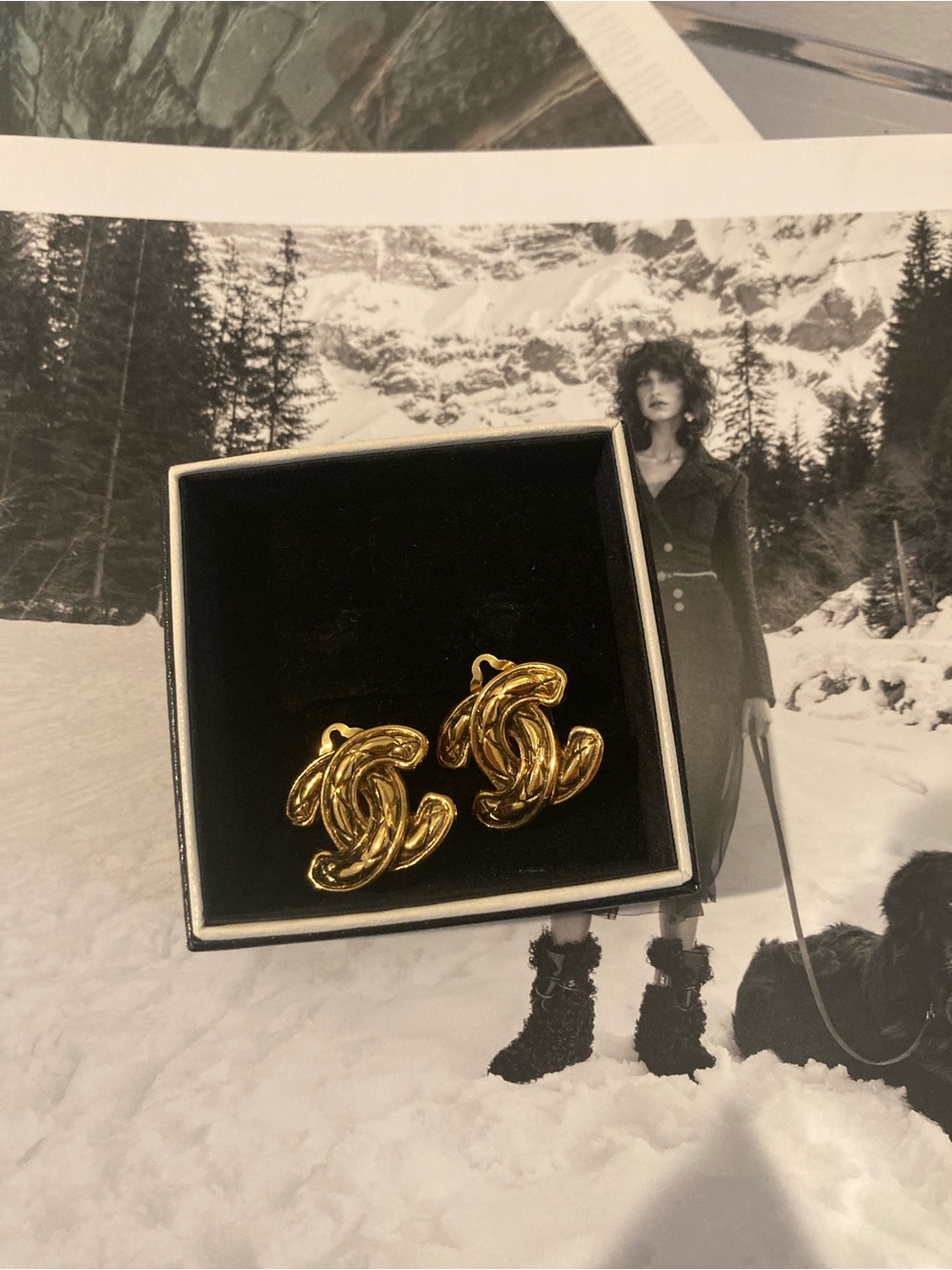 CHANEL Gold CC Rope-Detail Clip-On Earrings